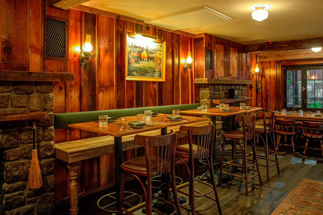 Reclaimed Wood Paneling Hunter's Kitchen & Bar, South Boston, Mass