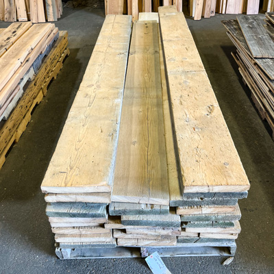 Reclaimed Wire-Brushed White Pine Lumber